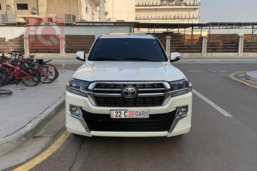 تويوتا لاندكروزر